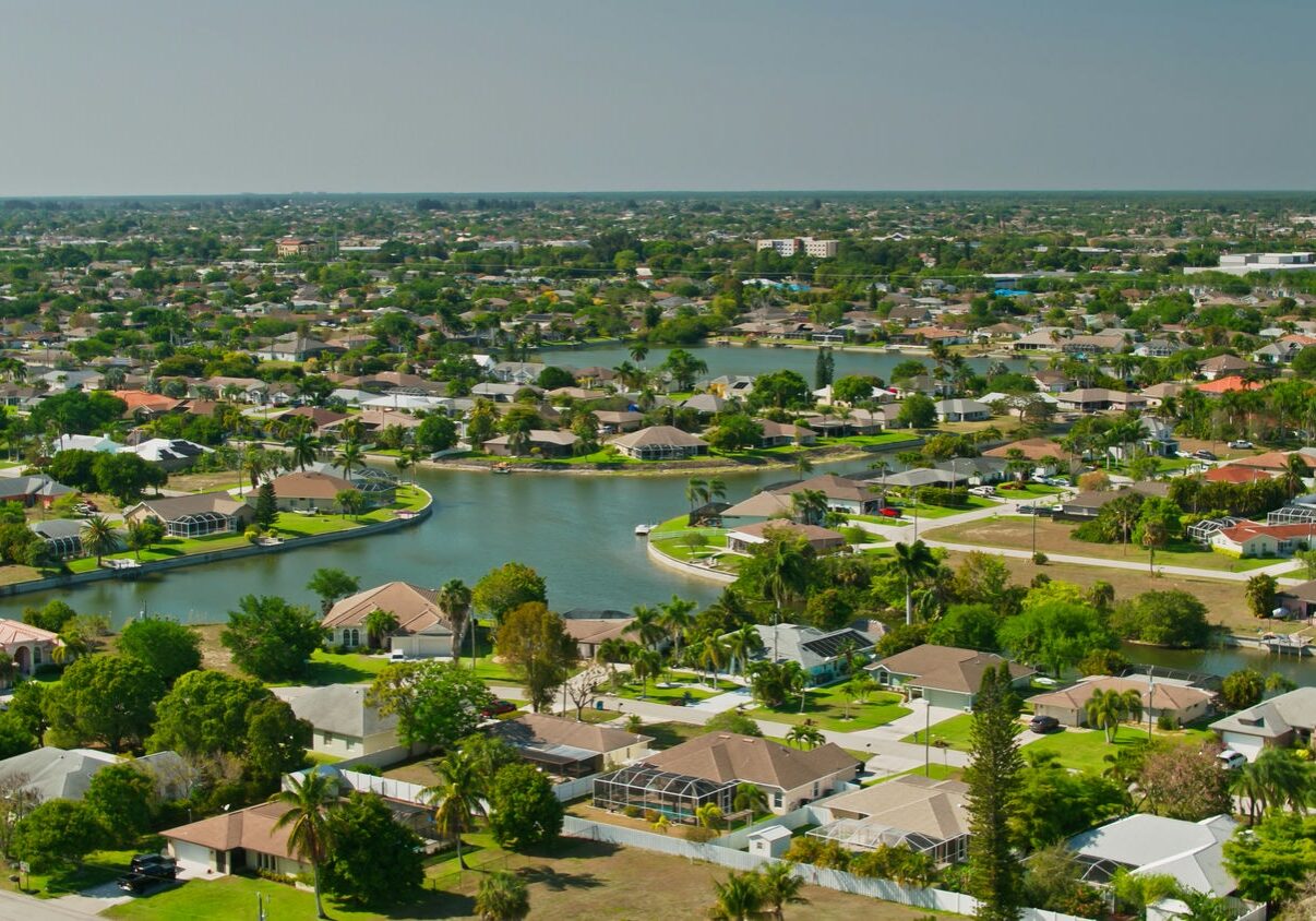 kitchen cabinet experts serving cape coral